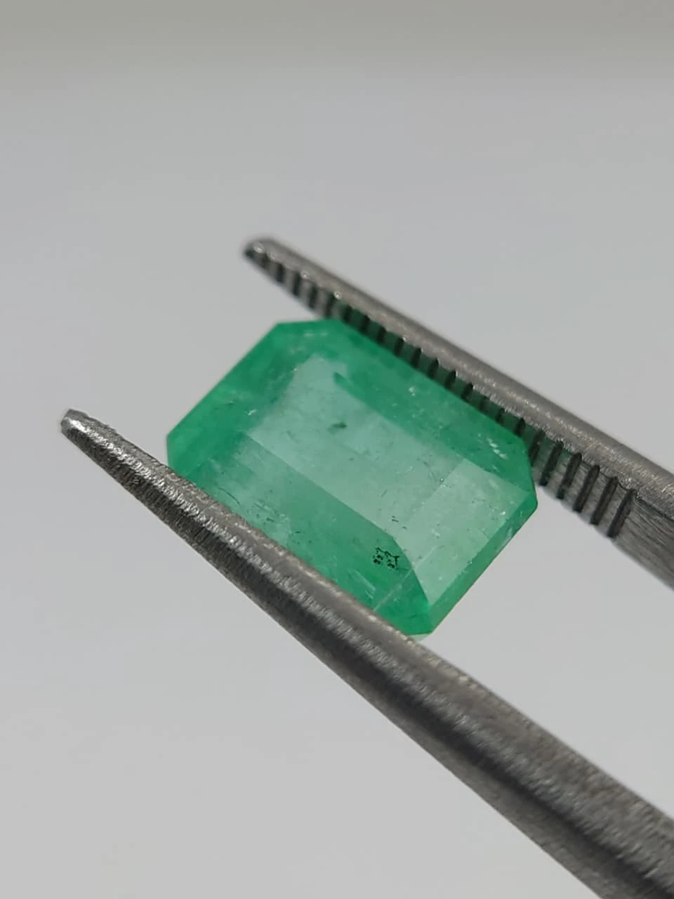 3.1ct Minor Oiled Octagon Faceted Emerald from Afghanistan — view 4
